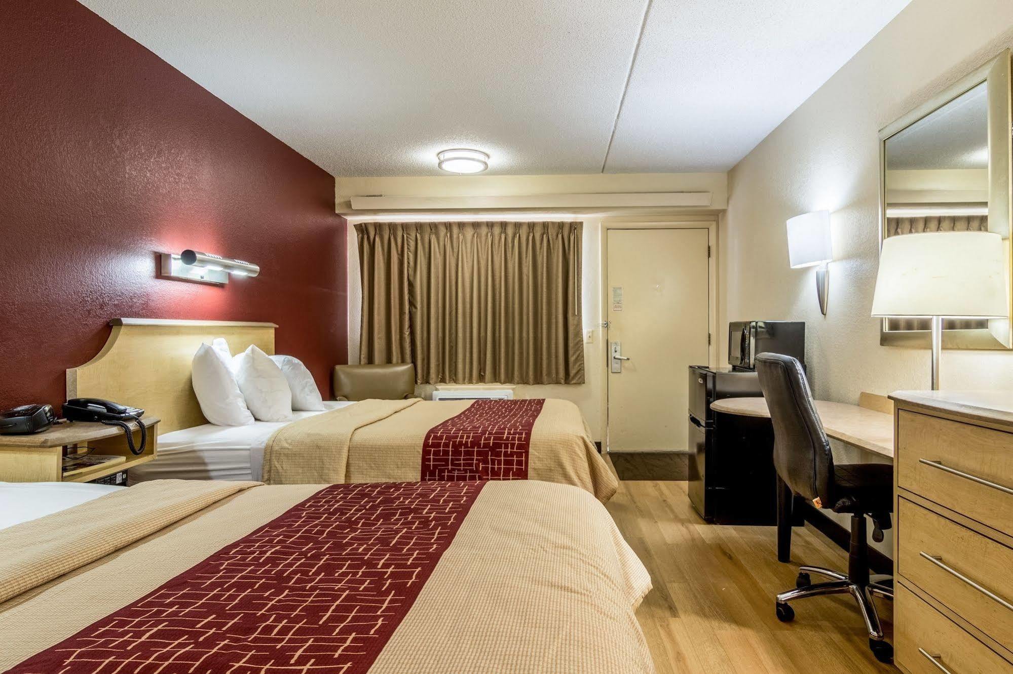 Red Roof Inn Detroit Metro Airport - Belleville Zewnętrze zdjęcie